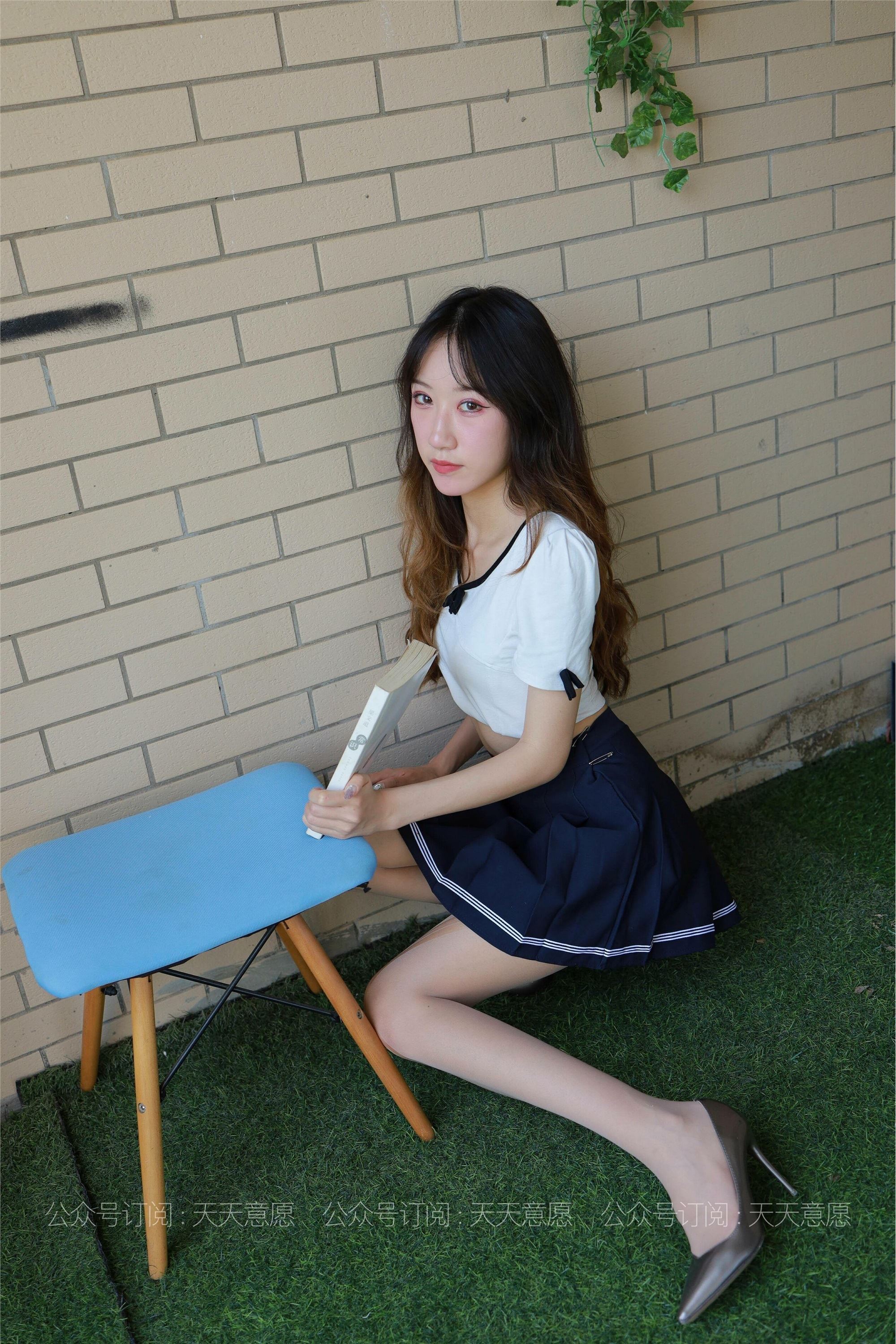 IESS异思趣向 - 模特：怡怡《长腿少女》